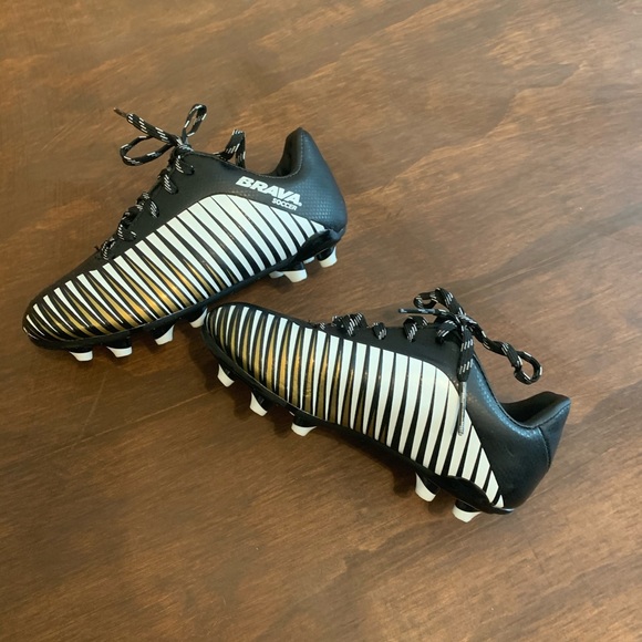 brava cleats